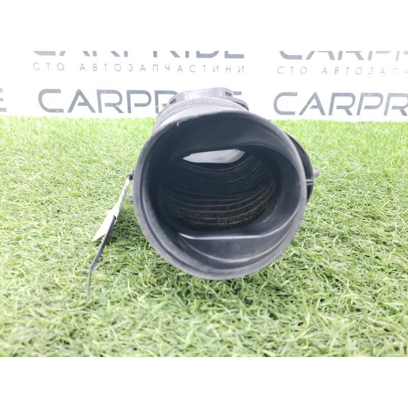 Патрубок воздушного фильтра (впускная система) BMW 7-series E32 1990 M70b50 13711710167