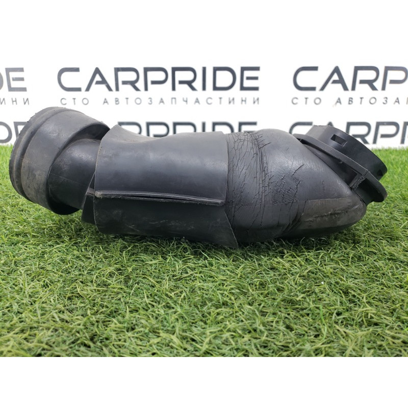 Патрубок воздушного фильтра (впускная система) BMW 7-series E32 1990 M70b50 13711710167