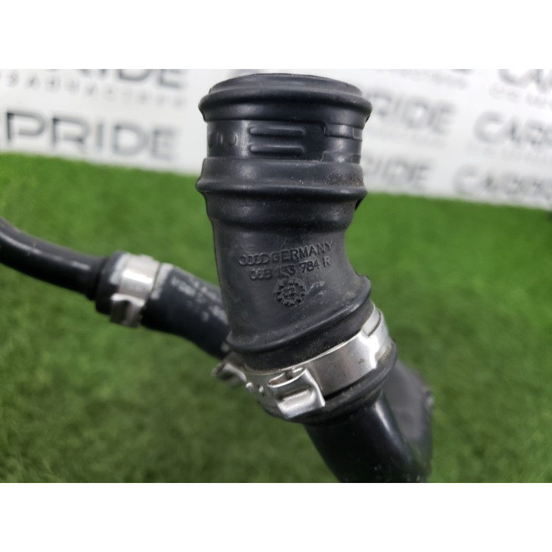 Патрубок (система охлаждения) AUDI A4 B6 2003 1.8 BFB 06B133607N