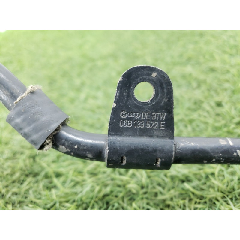 Патрубок (система охлаждения) AUDI A4 B6 2003 1.8 BFB 06B133607N