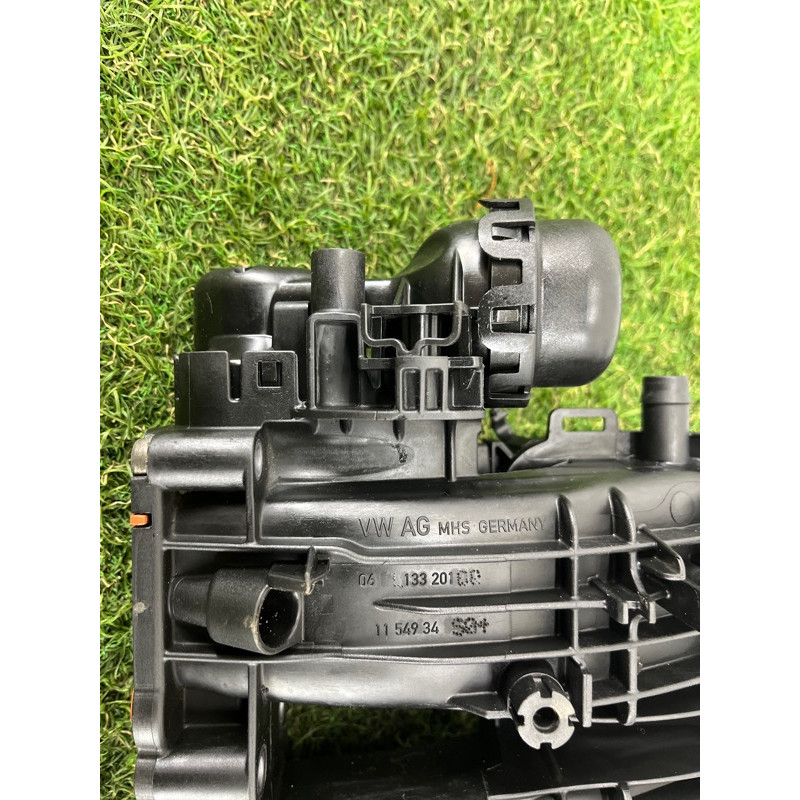 Коллектор впускной (впускная система) AUDI A3 8V 2018 2.0 CZRA 06L133201BQ