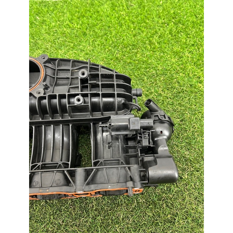 Коллектор впускной (впускная система) AUDI A3 8V 2018 2.0 CZRA 06L133201BQ