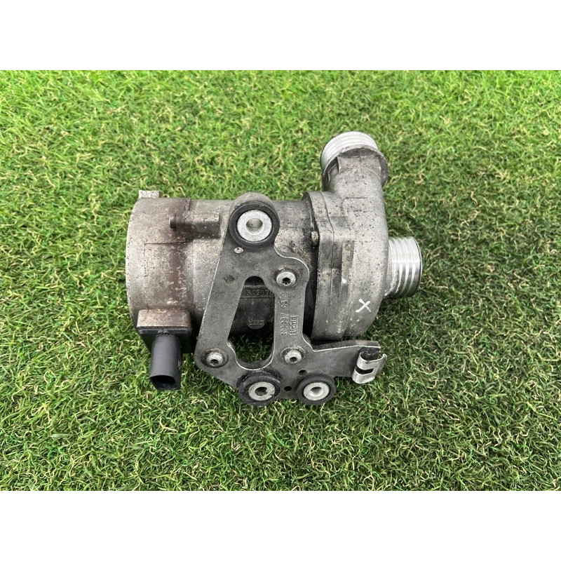Помпа электрическая (электрика) BMW 5-series F10 2011 3.0 11518635092