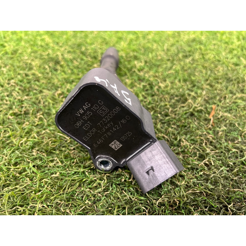 Катушка зажигания (электрика двигателя) AUDI A4 B9 2017 2.0 06H905110G