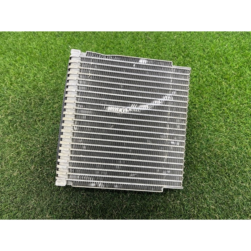 Испаритель кондиционера (отопление и кондиционирование) Volkswagen Passat B7 2016 1.8 561820103A