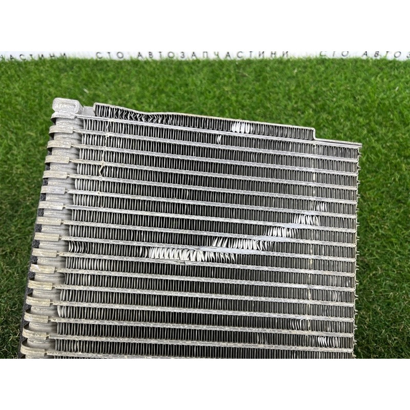 Испаритель кондиционера (отопление и кондиционирование) Volkswagen Passat B7 2016 1.8 561820103A