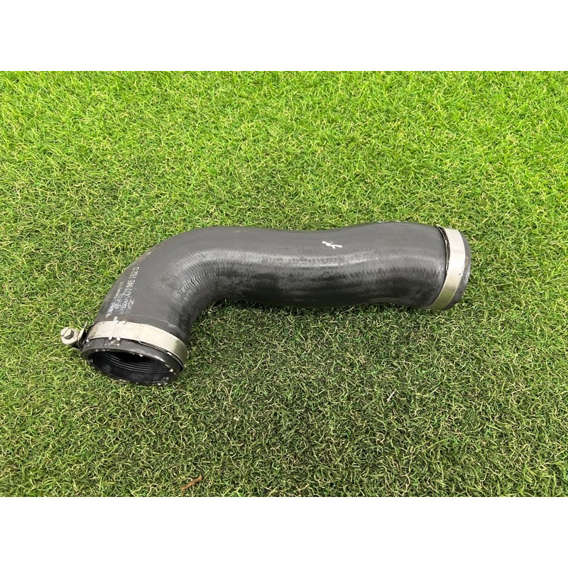 Патрубок интеркулера (двигатель и элементы) AUDI A3 8V 2015 1.8 5Q0145832