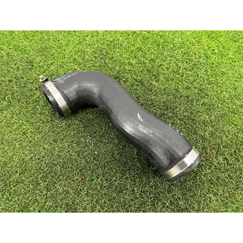 Патрубок интеркулера (двигатель и элементы) AUDI A3 8V 2015 1.8 5Q0145832