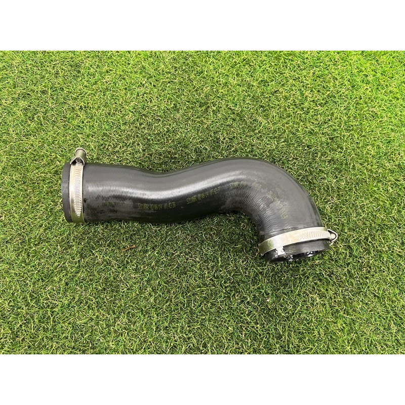 Патрубок интеркулера (двигатель и элементы) AUDI A3 8V 2015 1.8 5Q0145832