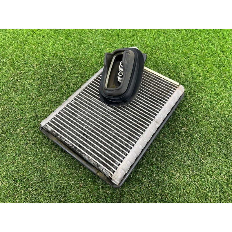 Испаритель кондиционера (отопление и кондиционирование) AUDI A4 B9 2017 2.0 4M1820023