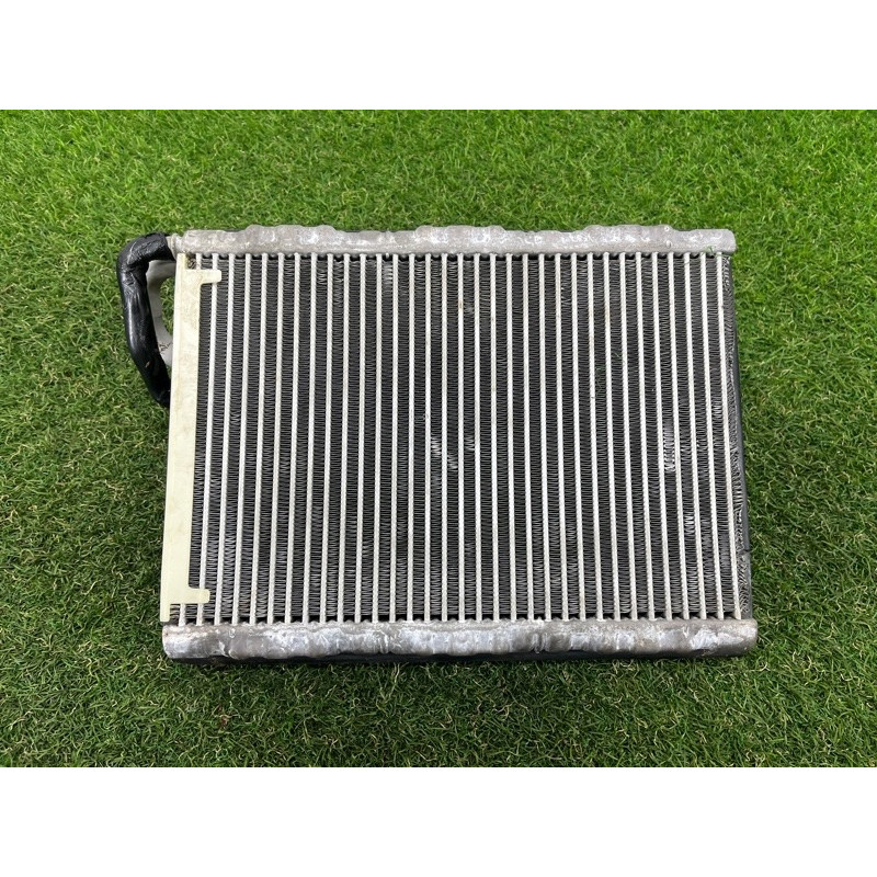 Испаритель кондиционера (отопление и кондиционирование) AUDI A4 B9 2017 2.0 4M1820023