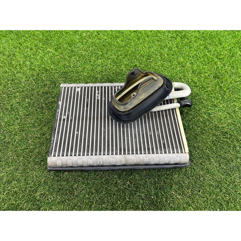 Испаритель кондиционера (отопление и кондиционирование) AUDI A4 B9 2017 2.0 4M1820023