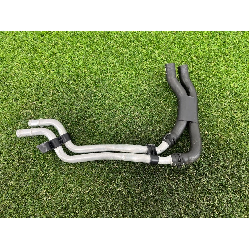 Трубка системы охлаждения (система охлаждения) AUDI A4 B9 2017 2.0 8W0121400B