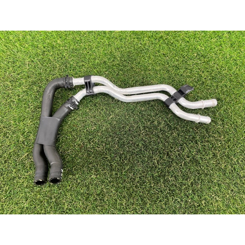 Трубка системы охлаждения (система охлаждения) AUDI A4 B9 2017 2.0 8W0121400B