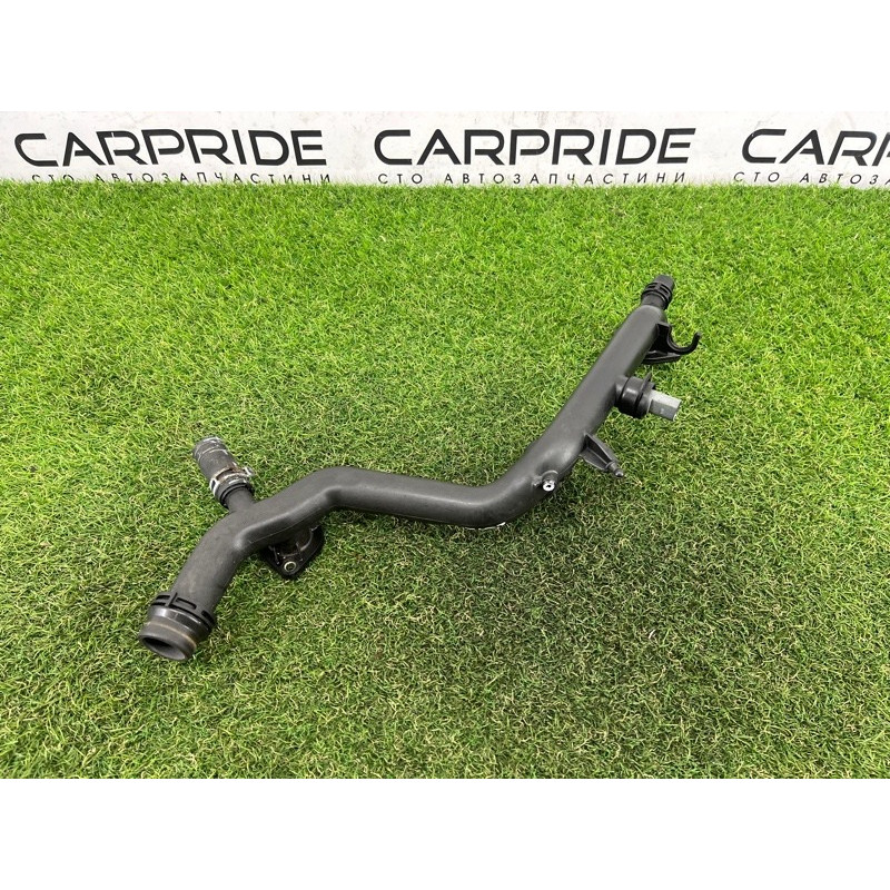 Трубка системы охлаждения (система охлаждения) AUDI Q5 8R 2012 3.2 CALB 06E121045J