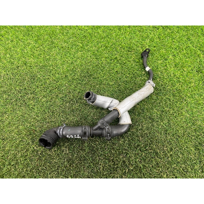 Трубка системы охлаждения (система охлаждения) AUDI A3 8V 2018 2.0 CZRA 5Q0122073AB