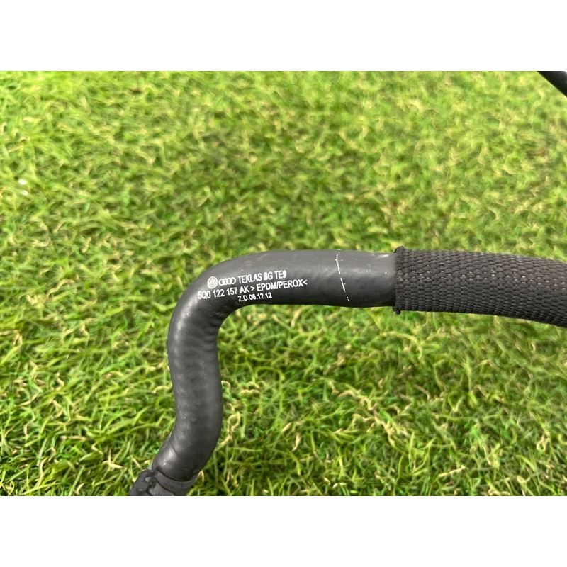 Трубка системы охлаждения (система охлаждения) AUDI A3 8V 2018 2.0 CZRA 06K121075Q