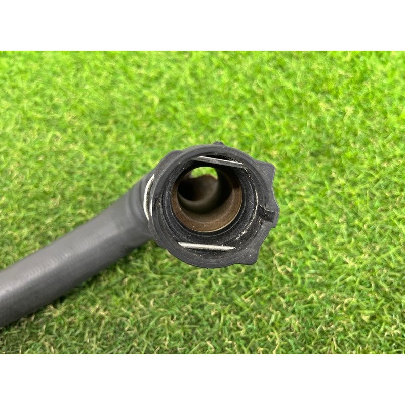 Патрубок (система охлаждения) AUDI A4 B9 2017 2.0 8W0122101B