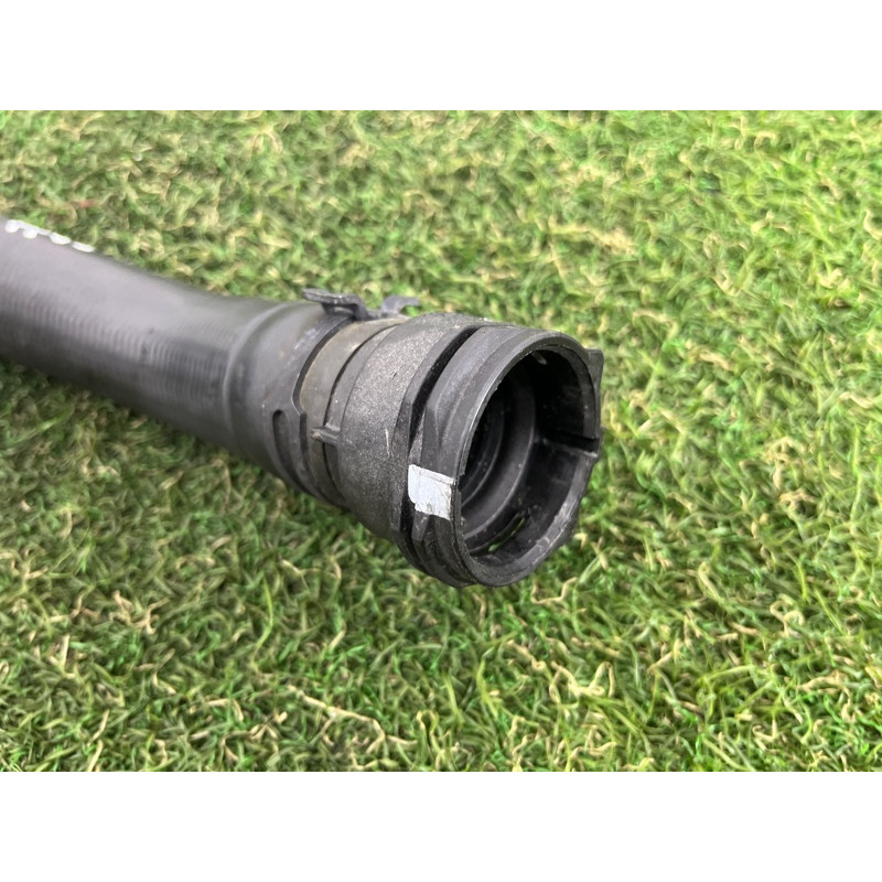 Патрубок (система охлаждения) AUDI A4 B9 2017 2.0 8W0122101B