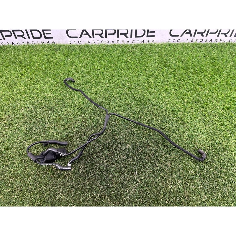 Вакуумная трубка (двигатель и элементы) AUDI Q5 8R 2012 3.2 CALB 06E133773BS