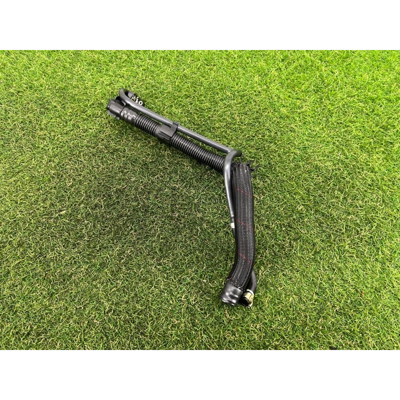 Трубка вентиляции картерных газов (двигатель и элементы) AUDI A4 B9 2017 2.0 06L103213N