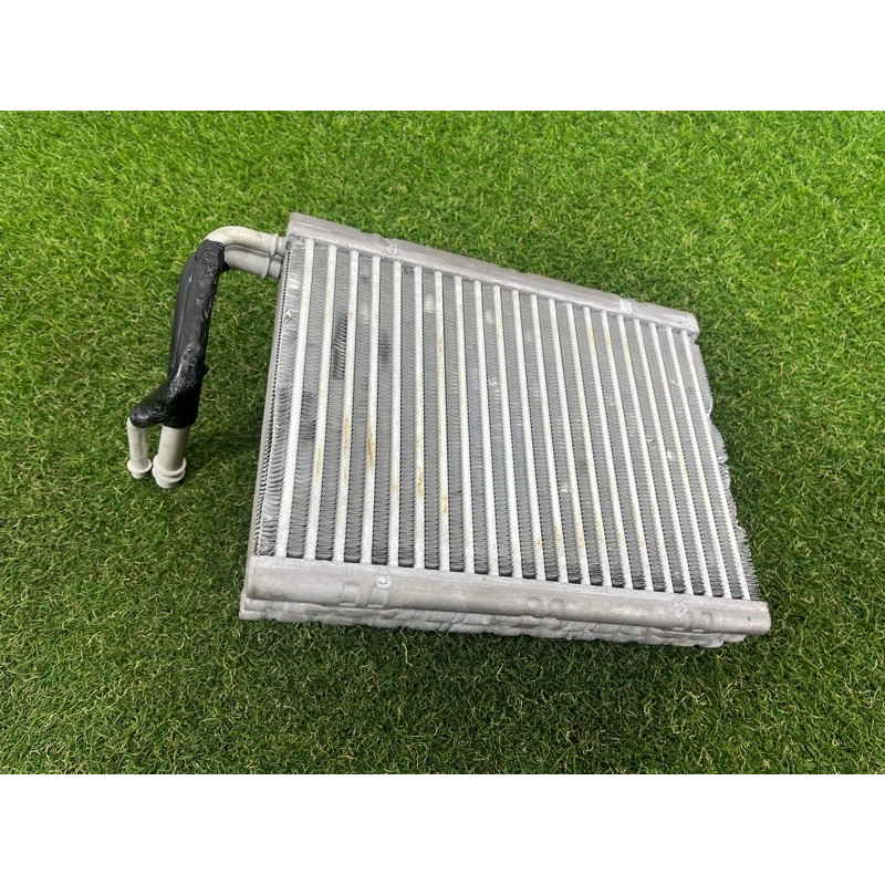 Испаритель кондиционера (отопление и кондиционирование) BMW 5-series G30 2017 2.0 B46B20 64119361707