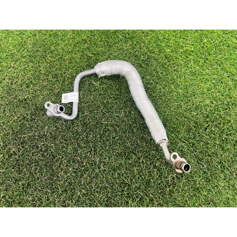 Трубка подачі масла в турбіну (двигун та елементи) BMW 5-series G30 2017 2.0 B46B20 11428487371