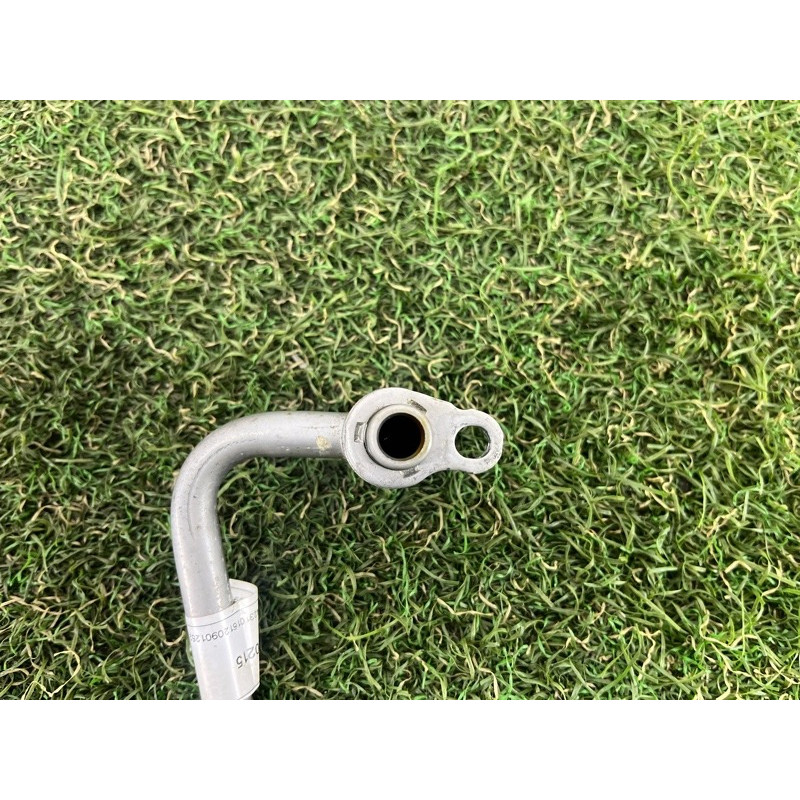 Трубка подачі масла в турбіну (двигун та елементи) BMW 5-series G30 2017 2.0 B46B20 11428487371