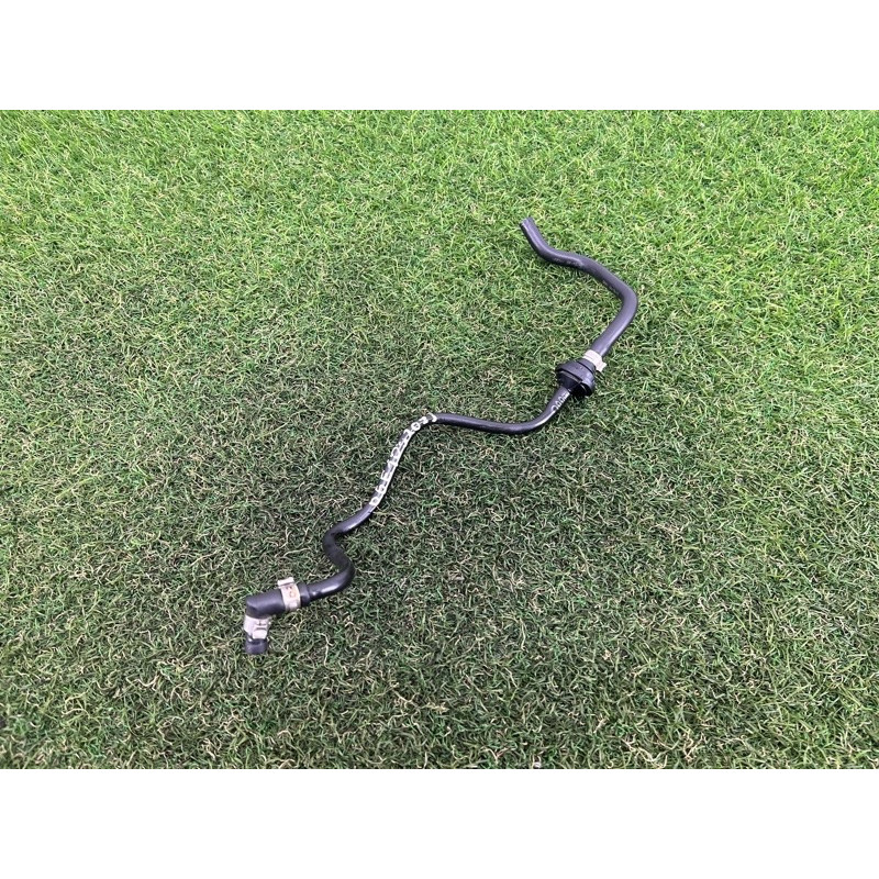 Вакуумная трубка (двигатель и элементы) AUDI Q5 8R 2012 3.2 CALB 06E103207J