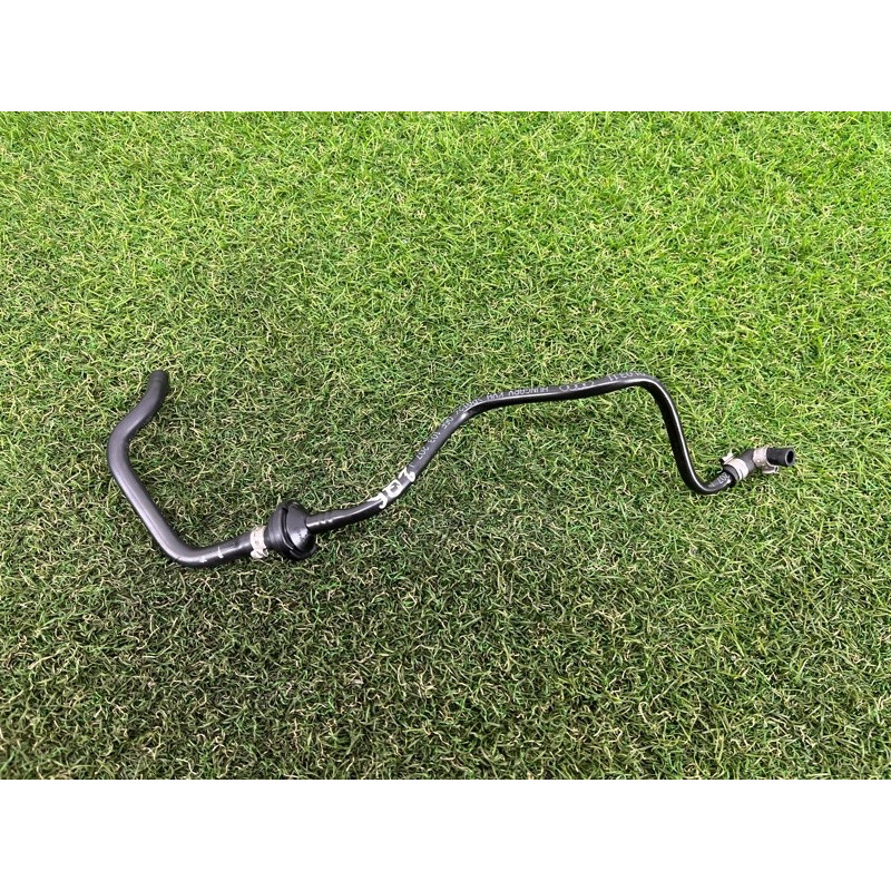 Вакуумная трубка (двигатель и элементы) AUDI Q5 8R 2012 3.2 CALB 06E103207J