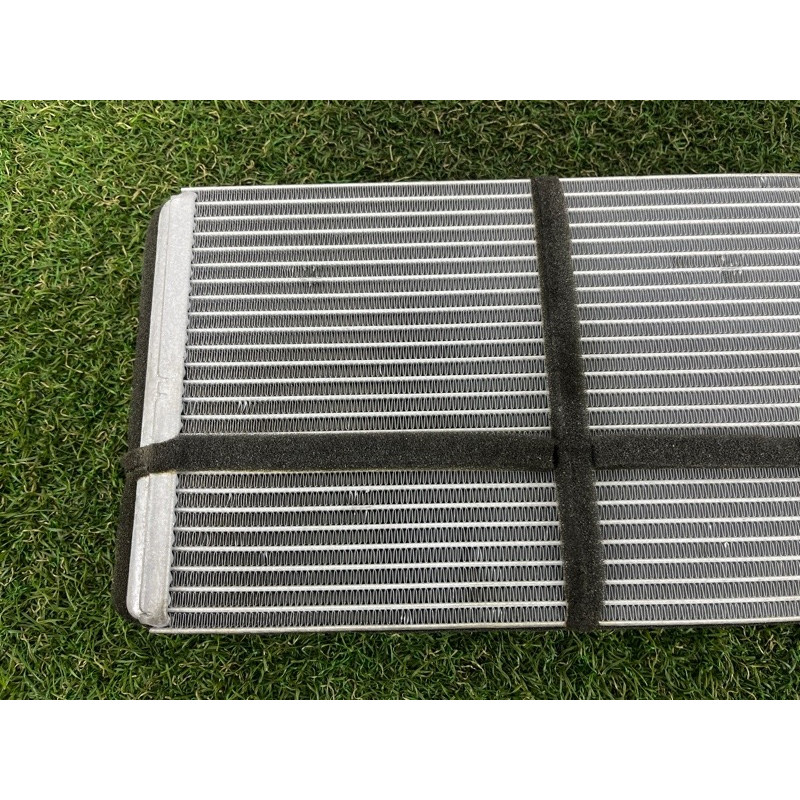 Радиатор печки (отопление и кондиционирование) AUDI A4 B9 2017 2.0 4M0898037C