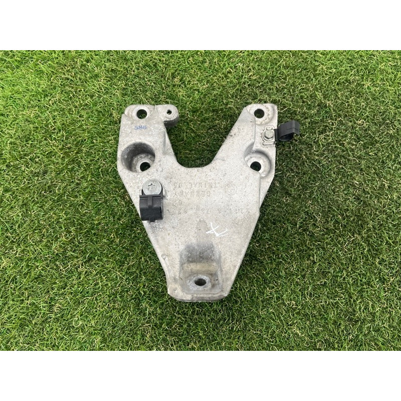 Кронштейн двигателя (кронштейны двигателя) BMW X3 F25 2012 3.0 22116864719