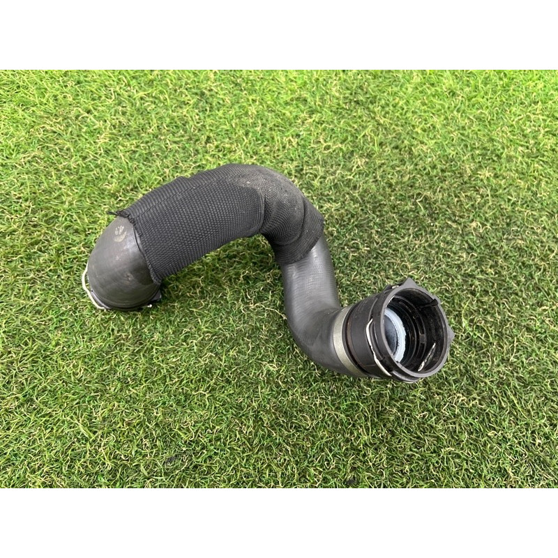 Патрубок (система охлаждения) BMW X5 E70 2008 3.0 N52N 17127537108