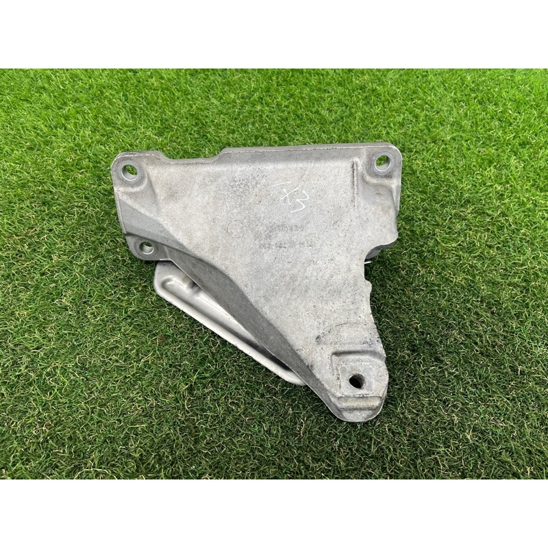 Кронштейн двигателя (кронштейны двигателя) BMW X3 F25 2012 3.0 22116784828