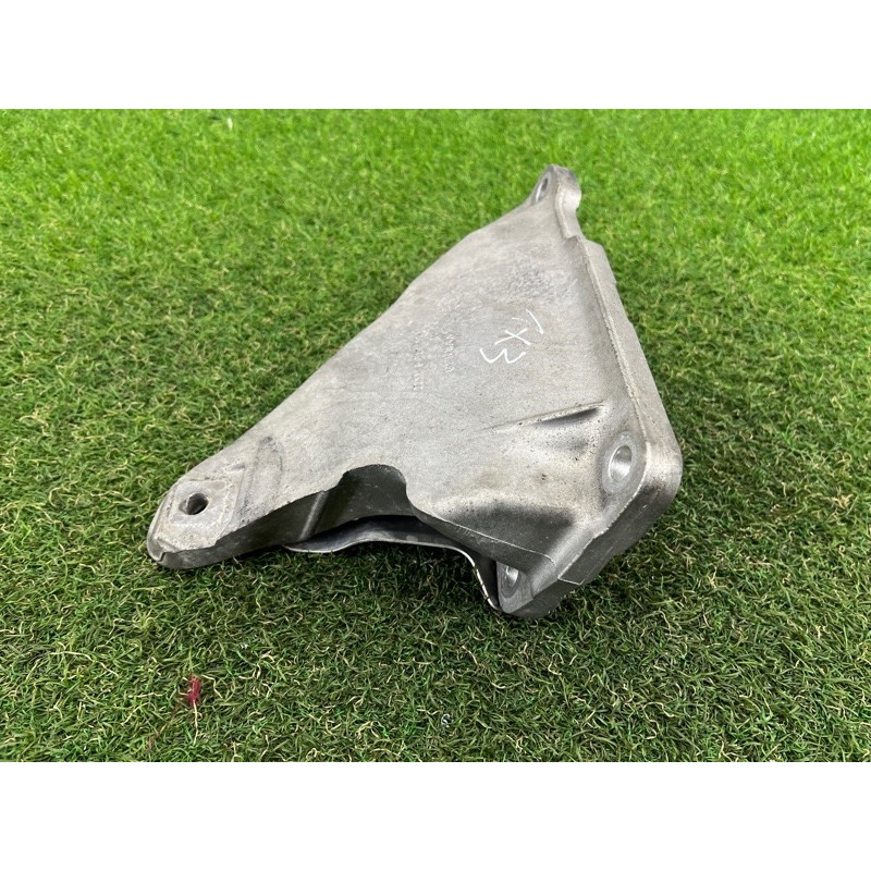 Кронштейн двигателя (кронштейны двигателя) BMW X3 F25 2012 3.0 22116784828