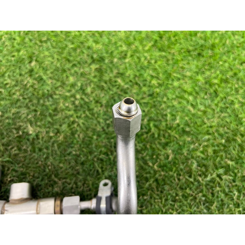 Топливная рампа (топливная система) AUDI A3 8V 2018 2.0 CZRA 06L133317N