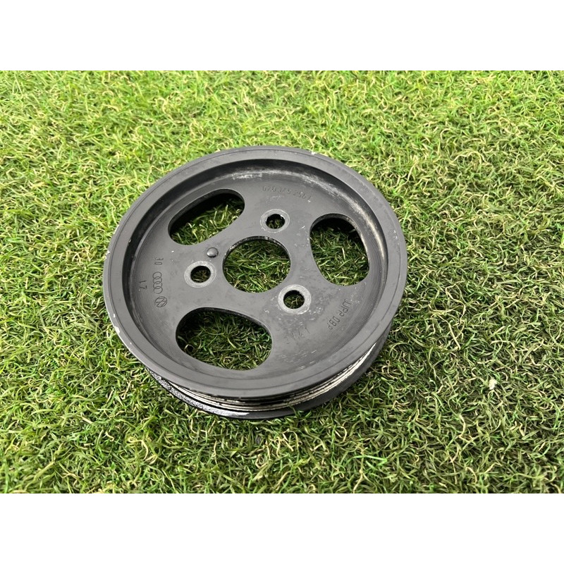 Шкив насоса гидроусилителя (рулевое управление) Volkswagen Touareg FL 2015 3.6 07D145256E