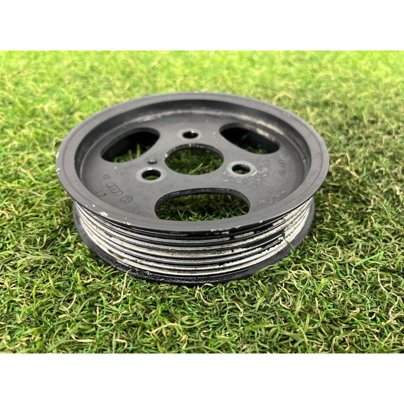 Шкив насоса гидроусилителя (рулевое управление) Volkswagen Touareg FL 2015 3.6 07D145256E