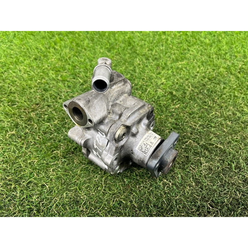 Насос гидроусилителя руля (рулевое управление) Volkswagen Touareg FL 2015 3.6 7P6422154B