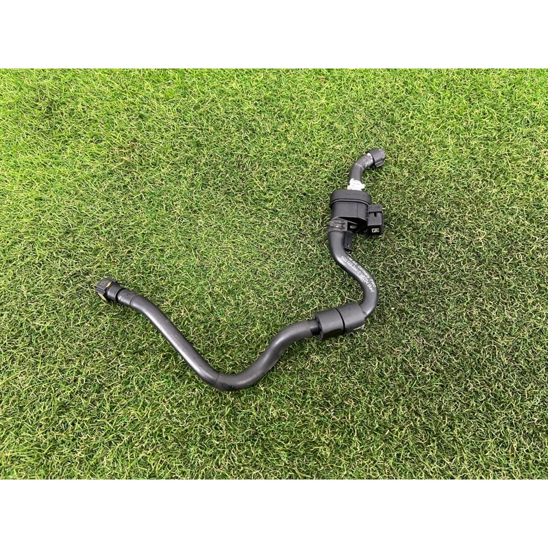 Клапан вентиляции топливного бака (топливная система) AUDI A3 8V 2015 1.8 06K133781E