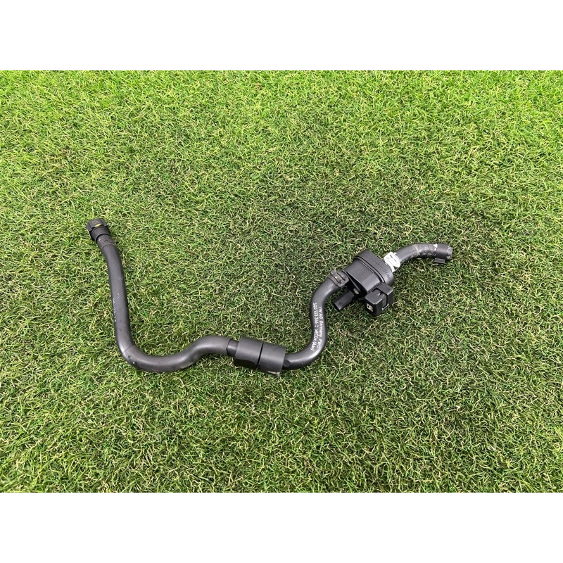 Клапан вентиляции топливного бака (топливная система) AUDI A3 8V 2015 1.8 06K133781E