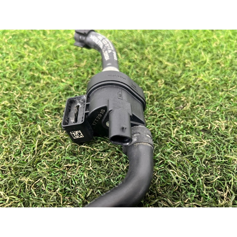 Клапан вентиляции топливного бака (топливная система) AUDI A3 8V 2015 1.8 06K133781E