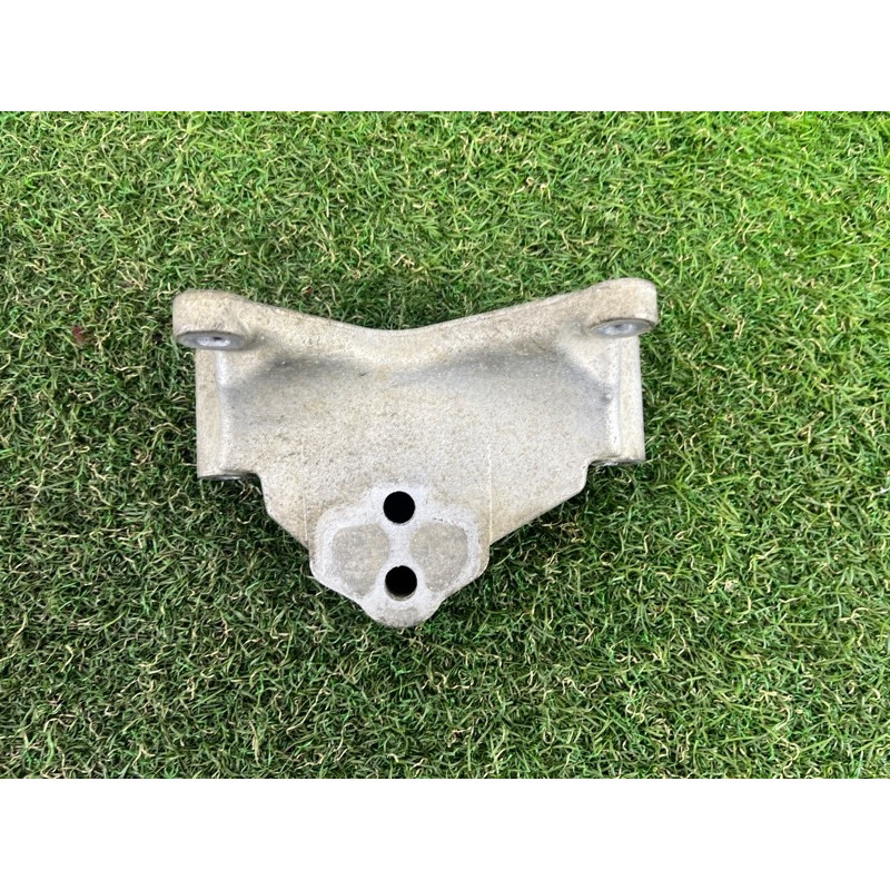 Кронштейн КПП (трансмиссия) Volkswagen Touareg FL 2015 3.6 7L8399649