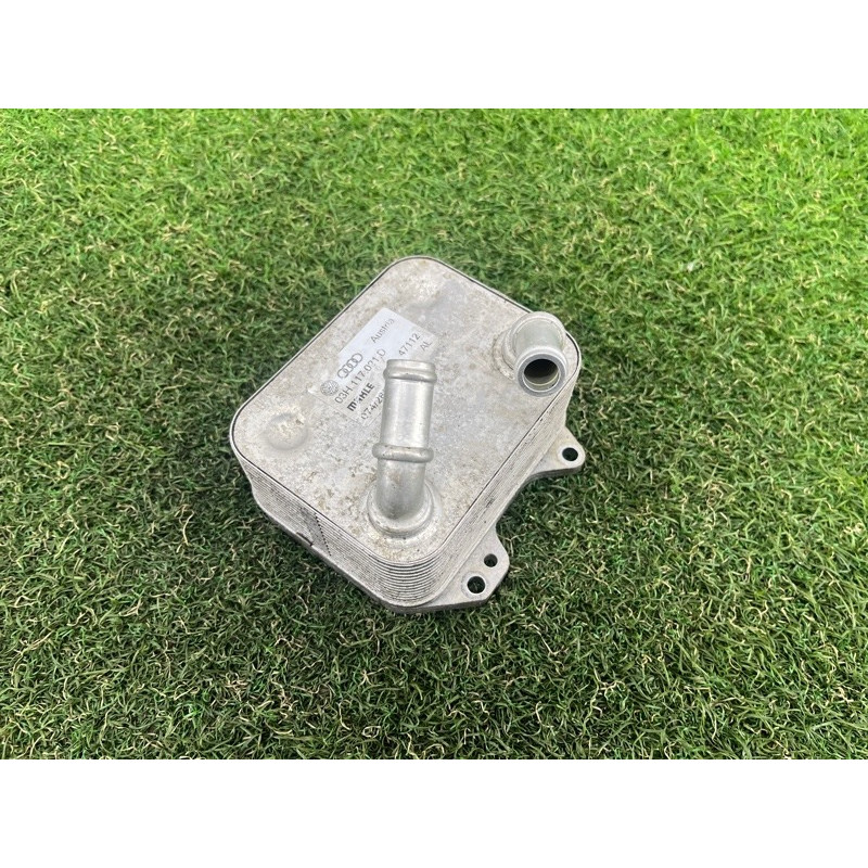 Теплообменник масляного фильтра (двигатель и элементы) Volkswagen Touareg FL 2015 3.6 03H117021D