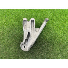 Кронштейн подушки двигателя