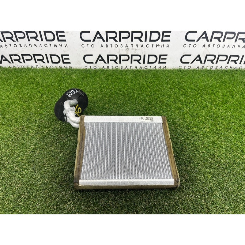 Радиатор печки (отопление и кондиционирование) Volkswagen Touareg NF 2012 3.6 7P0819031