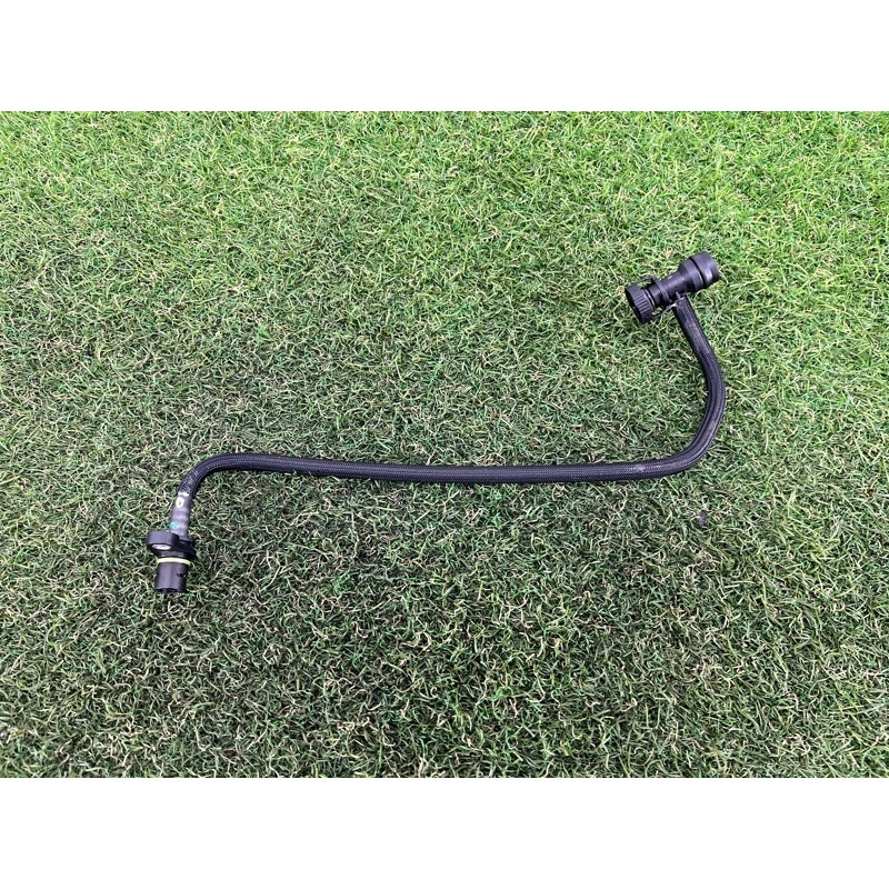 Трубка вентиляции (двигатель и элементы) BMW 5-series G30 2017 2.0 B46B20 11158645343