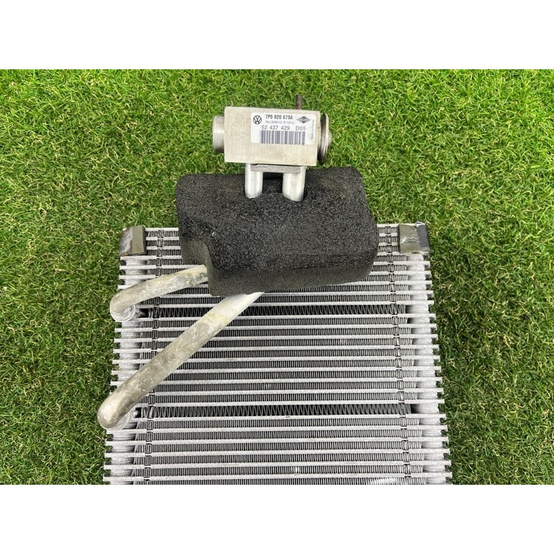 Испаритель кондиционера (отопление и кондиционирование) Volkswagen Touareg NF 2012 3.6 7P0820101B