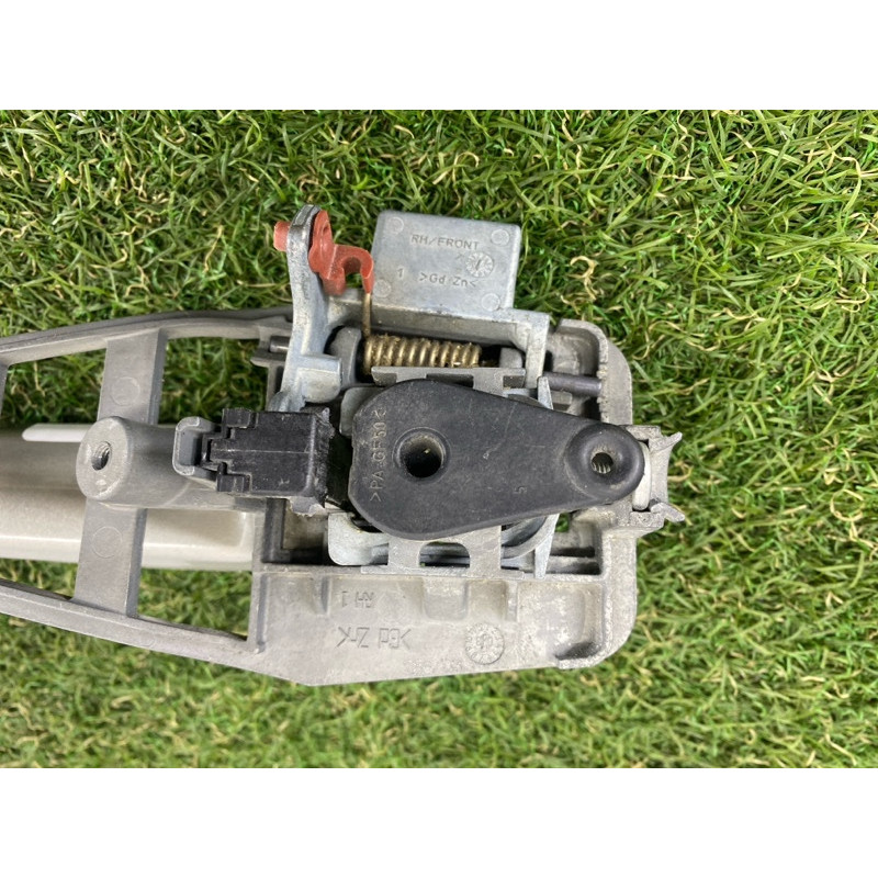 Ручка двери внешняя (кузов и элементы) Opel Vectra C 2004 2.2 SE 5138160