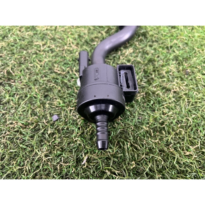 Клапан вентиляции топливного бака (топливная система) AUDI A3 8V 2018 2.0 CZRA 06H906517AH